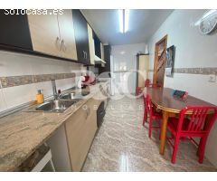 TRIPLEX EN ZONA DE LOS POYETES