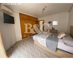 TRIPLEX EN ZONA DE LOS POYETES