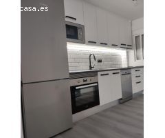 VIVIENDA TOTALMENTE REFORMADA CON PISCINA PRIVADA