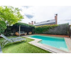 Chalet Pareado en Venta en Calle Obelix, Rivas Vaciamadrid
