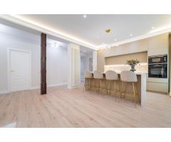 ¡Vivienda de lujo en alquiler en Calle Goya, Barrio de Salamanca!