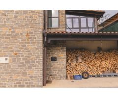 A solo 10 minutos de Pamplona, en la tranquila localidad de Urdaniz chalet seminuevo