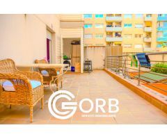 INCREÍBLE PISO CON TERRAZA Y JARDIN EN PARQUE CENTRAL!