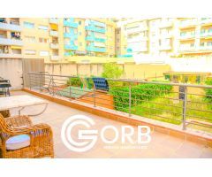 INCREÍBLE PISO CON TERRAZA Y JARDIN EN PARQUE CENTRAL!
