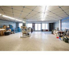 GRAN LOCAL EN VENTA MARACENA