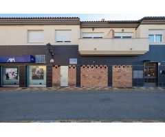 SE VENDE LOCAL COMERCIAL EN OTURA