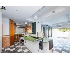 ¡GRAN OPORTUNIDAD! ¡SE VENDE ESPECTACULAR LOCAL COMERCIAL EN PALACIO DE DEPORTES!