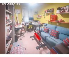 ESPECTACULAR CHALET CON FANTASTICO TERRENO EN LAS LOMAS DEL REY.- LA CARLOTA.- CÓRDOBA