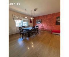 chalet en perfecto estado con piscina y 4 dormitorios en carranque-(Castilla-La Mancha)