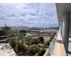 Apartamento en venta en  Urbanización Privada, Marina Botafoch, Ibiza