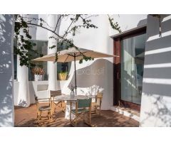 VILLA DE ESTILO MEDITERRÁNEO CON VISTAS AL MAR