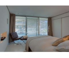 APARTAMENTO DE LUJO FRENTE AL MAR EN IBIZA