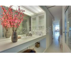 APARTAMENTO DE LUJO FRENTE AL MAR EN IBIZA