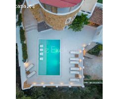 VILLA  DE ARQUITECTURA TRADICIONAL IBICENCA DISPONIBLE EN ALQUILER VACACIONAL