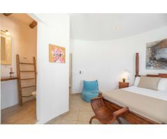 VILLA  DE ARQUITECTURA TRADICIONAL IBICENCA DISPONIBLE EN ALQUILER VACACIONAL