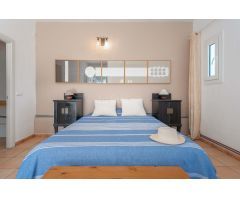 VILLA  DE ARQUITECTURA TRADICIONAL IBICENCA DISPONIBLE EN ALQUILER VACACIONAL