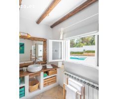 VILLA  DE ARQUITECTURA TRADICIONAL IBICENCA DISPONIBLE EN ALQUILER VACACIONAL