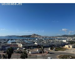 ATICO EN MARINA BOTAFOCH CON IMPRESIONANTES VISTAS DE IBIZA