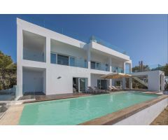 VILLA CON LICENCIA TURÍSTICA CON VISTAS AL  MAR