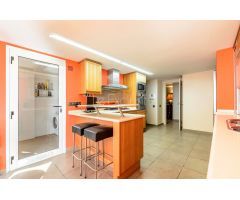 IMPRESIONANTE APARTAMENTO EN MARINA BOTAFOCH CON VISTAS AL MAR