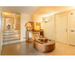 IMPRESIONANTE APARTAMENTO EN MARINA BOTAFOCH CON VISTAS AL MAR