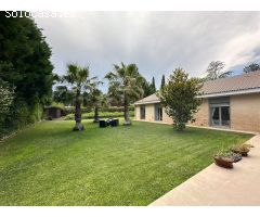 CHALET EN URBANIZACIÓN LAS LOMAS, CALLE RIO EBRO