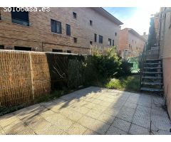 Bajo con jardín en venta en calle Moncayo