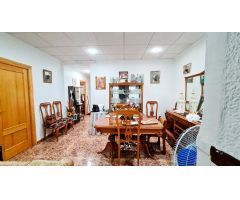 SE VENDE CASA DE PLANTA BAJA EN PETRER ZONA AVDA DE MADRID