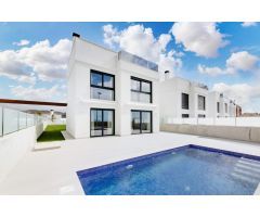 SE VENDEN BUNGALOWS JUNTO BONALBA GOLF EN MUTXAMEL