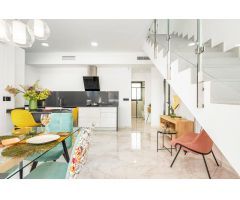 SE VENDE CHALET DE OBRA NUEVA CON PISCINA EN BENIJOFAR