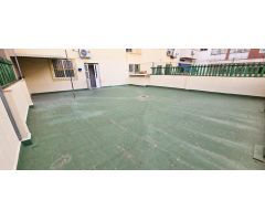 EN VENTA LOCAL COMERCIAL EN PETRER/ TAMBIÉN OPCION A COMPRA