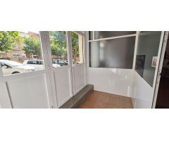EN VENTA LOCAL COMERCIAL EN PETRER/ TAMBIÉN OPCION A COMPRA