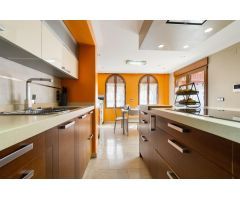 EN VENTA FANTÁSTICO CHALET EN ORIHUELA