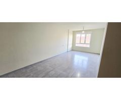 EN VENTA PISO 1º CON GARAJE CERRADO EN ELDA. ZONA ENTRE MARINA ESPAÑOLA/POLICIA NACIONAL