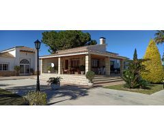 EXELENTE VILLA EN PERLETA MAITINO