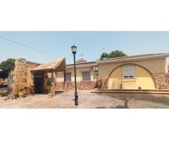 ALQUILER CON OPCION A COMPRA EXTRAORDINARIO CHALET  EN CREVILLENTE