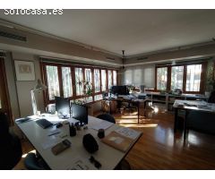 ENTRESUELO 210 m2 CONVERTIDO EN ELEGANTE OFICINA COMERCIAL  EN EL CENTRO DE ELCHE !