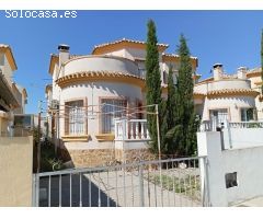 BUNGALOW EN LOS MONTESINOS URBANIZACION CON PISCINA COMUNITARIA !