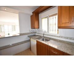BUNGALOW EN LOS MONTESINOS URBANIZACION CON PISCINA COMUNITARIA !