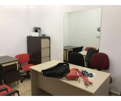 Local comercial en Venta en Valencia de las Torres, Valencia