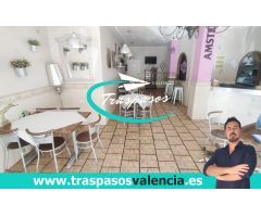 BAR CON GRAN TERRAZA EN TRASPASO EN MASSAMAGRELL, VALENCIA.