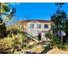 Gran Oportunidad en Godelleta: Chalet con Parcela de 2.600 m², Mucho Potencial y Precio Atractivo