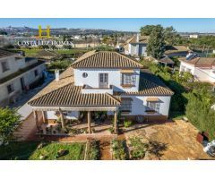 CHALET EN VENTA EN LA ZONA DEL SANTISCAL,