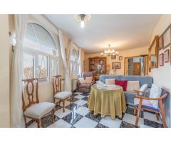 Casa en Venta en La Zubia, Granada