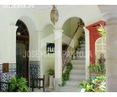 CASA PALACIO DEL AÑO 1865 MUY CENTRICO EN JEREZ DE LA FRONTRA