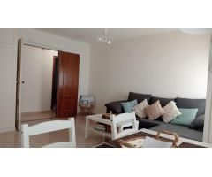 SE VENDE INMUEBLE EN REYES CATOLICOS