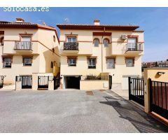 Pareado en Venta en Ogíjares, Granada