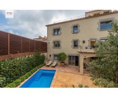 IMPRESIONANTE CASA LUXURY CON PISCINA BEGUR CENTRO