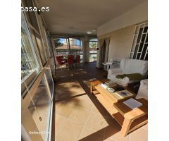 Residencia Temporal de Lujo: Descubre el Chalet Campello en Alquiler