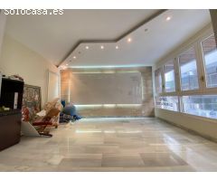 Tu Espacio Ideal en el Corazón de Alicante: Vivienda o Negocio a un Paso del Mar